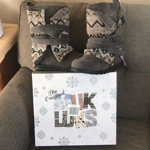 MukLuks Boots